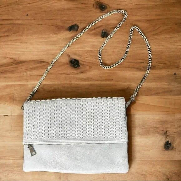 Moda Luxe Women's Vegan Leather Off White Crossbody Alyssa Clutch Bag Chain - Picture 1 of 7